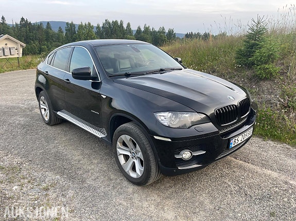 BMW X6 2 of 5