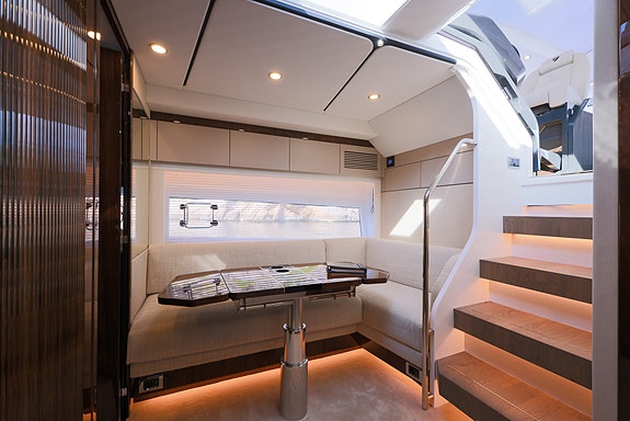 Fairline Targa 47 GT - Vises under Cannes Yachting Festival 2026 7 of 10