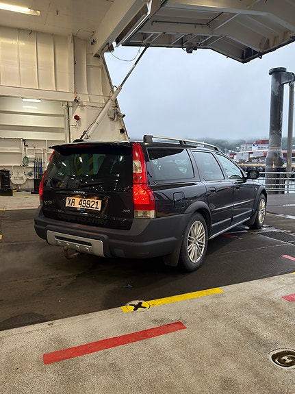 Volvo XC70 3 of 5