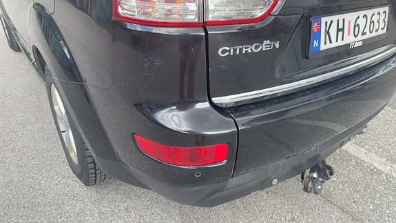 Citroen C-Crosser 11 of 24