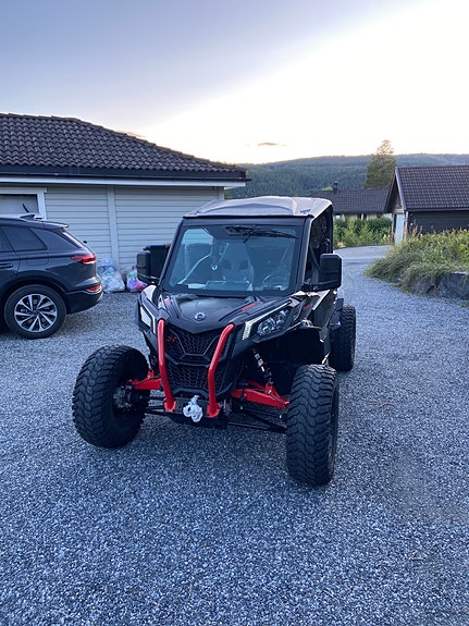 Can-Am Maverick Sport 1000R T 3 of 5