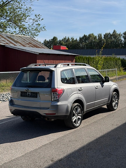 Subaru Forester 5 of 5