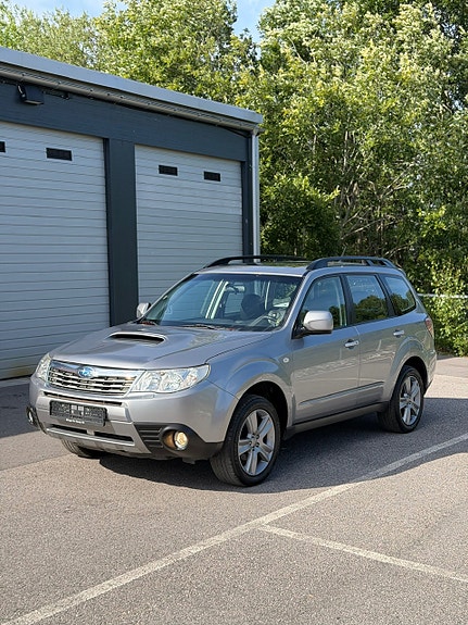 Subaru Forester 4 of 5