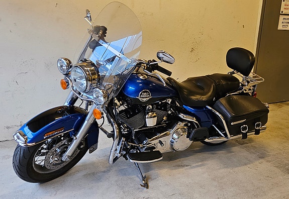 Harley-Davidson FLHRC Road King Classic