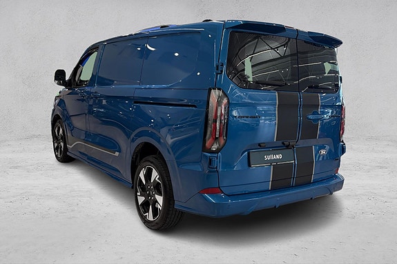 Ford Transit Custom 3 of 5