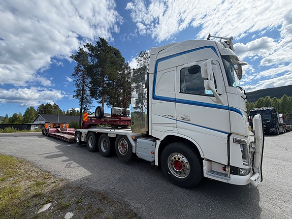 Volvo FH16 750 9 of 13