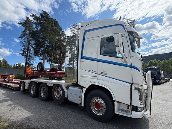 Volvo FH16 750 8 of 13