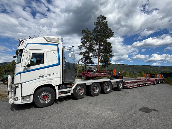 Volvo FH16 750 3 of 13