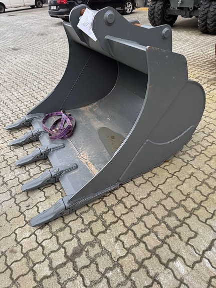Liebherr TL04-1 HD 2 of 6