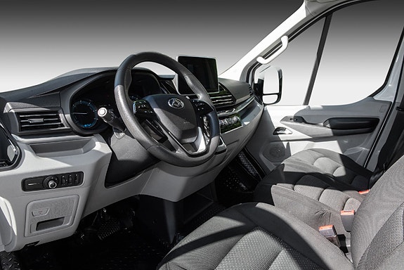Maxus e-Deliver 9 14 of 21