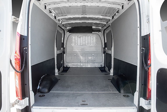Maxus e-Deliver 9 18 of 21