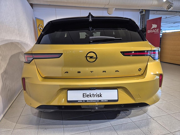 Opel Astra 4 of 23