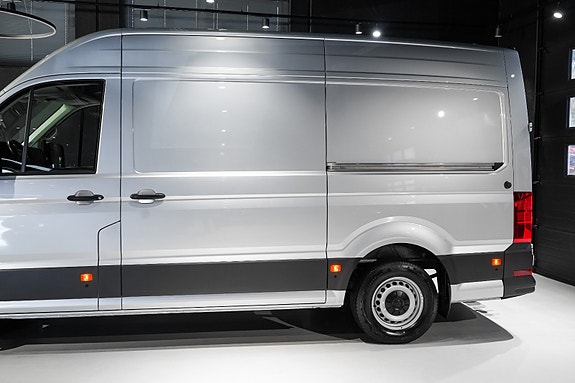 Volkswagen Crafter 5 of 5