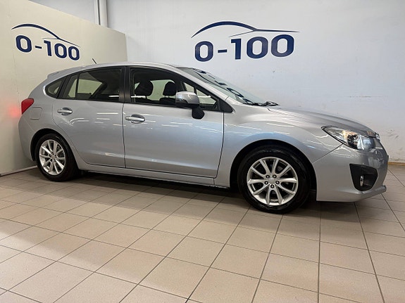 Subaru Impreza 4 of 5