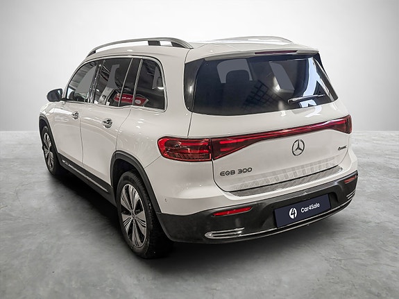 Mercedes-Benz EQB300 3 of 5