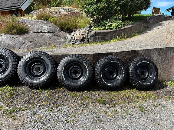 Land Rover Defender 110 25 of 30