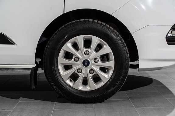 Ford Transit Custom 5 of 5