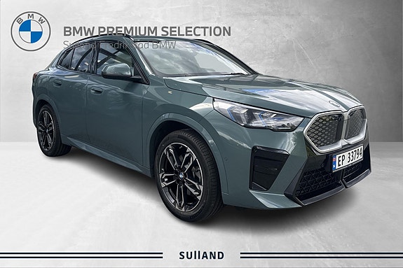 BMW iX2 7 of 30