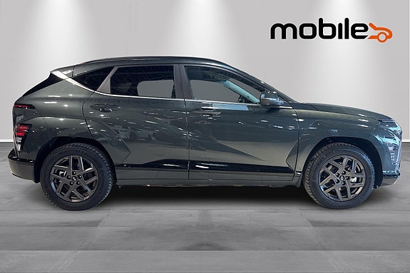Hyundai Kona 2 of 24