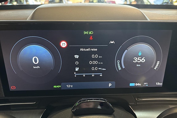 Hyundai Kona 10 of 24