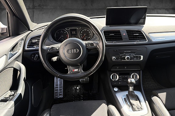 Audi Q3 13 of 18