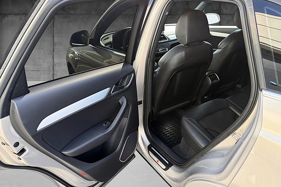 Audi Q3 10 of 18