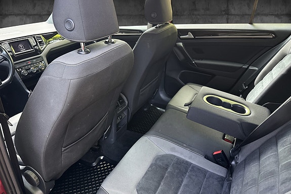 Volkswagen Golf Sportsvan 17 of 20