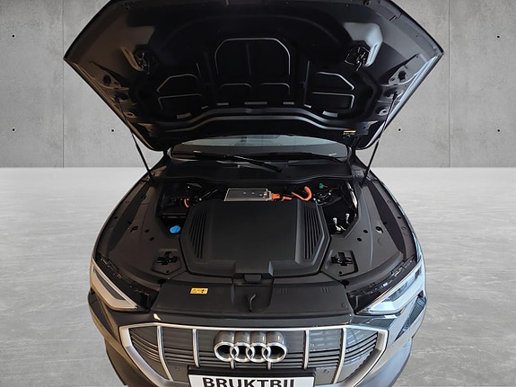 Audi e-tron Sportback 13 of 26