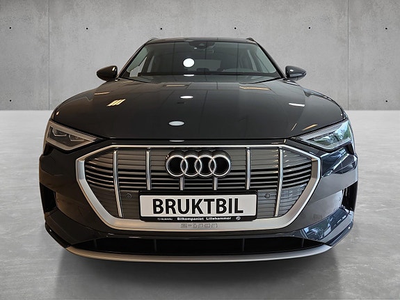 Audi e-tron Sportback 10 of 26