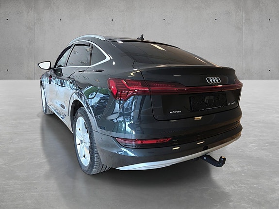 Audi e-tron Sportback 4 of 26