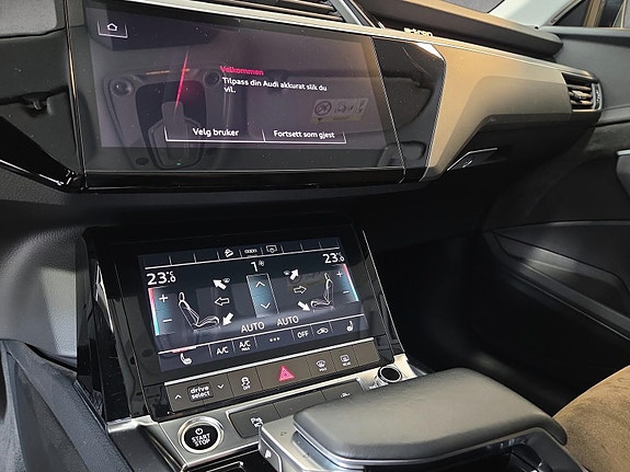 Audi e-tron Sportback 16 of 26