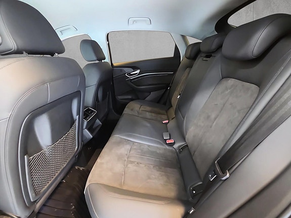 Audi e-tron Sportback 18 of 26