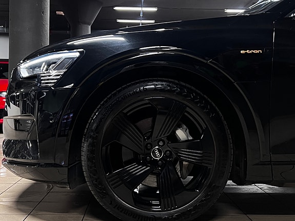 Audi e-tron Sportback 15 of 30