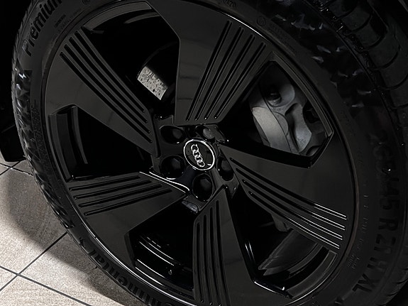 Audi e-tron Sportback 14 of 30