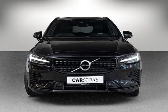 Volvo V60 4 of 5