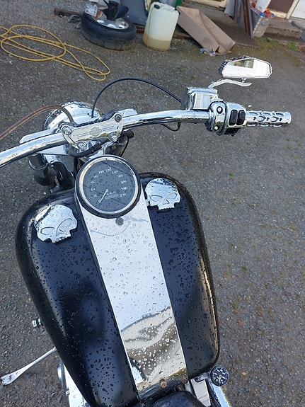 Harley-Davidson FXST Softail Standard / Custom 7 of 24