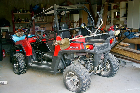 Polaris RZR 800 EFI 4 of 5