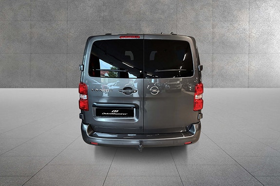 Opel Vivaro 5 of 5