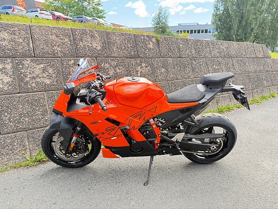 KTM 990 RC-R 5 of 11