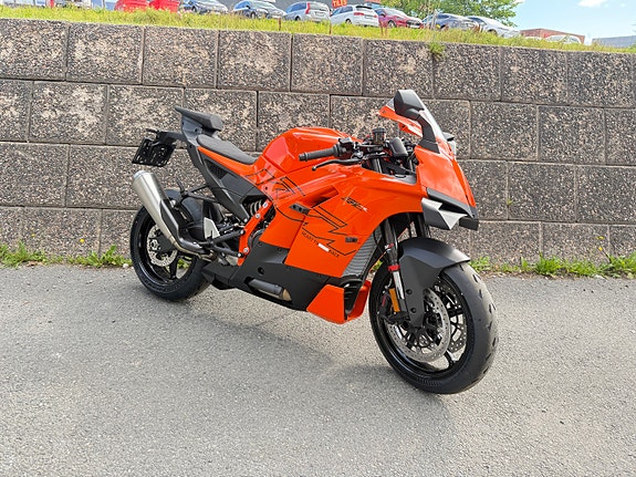 KTM 990 RC-R 7 of 11