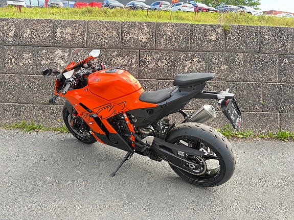 KTM 990 RC-R 3 of 11
