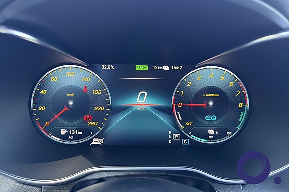 Mercedes-Benz GLC300 e 21 of 30