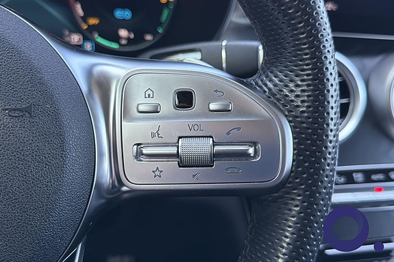 Mercedes-Benz GLC300 e 20 of 30