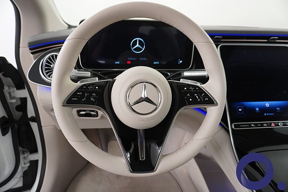Mercedes-Benz EQS450 23 of 30