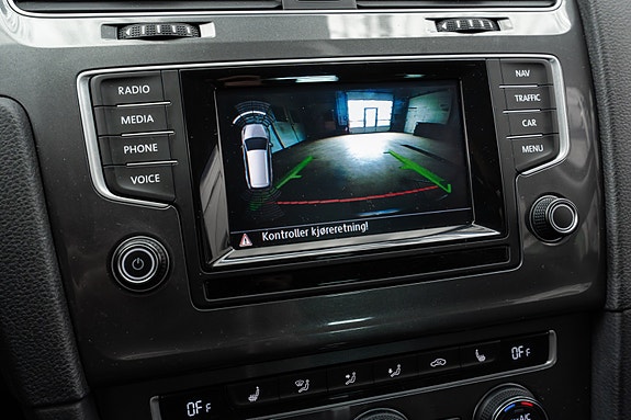 Volkswagen Golf Alltrack 25 of 30