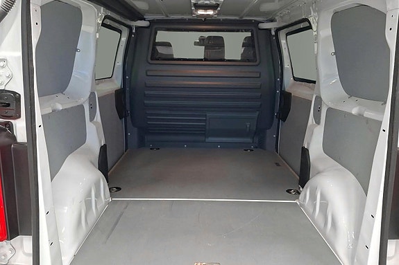 Opel Vivaro 5 of 5