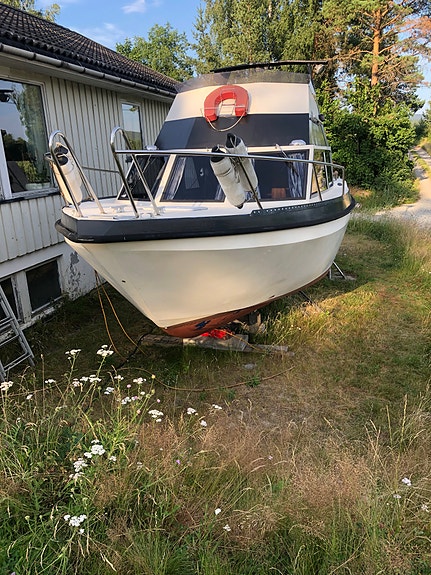 En flott og god Summer Dream 28 med Perkins 149 Hk 12 of 30