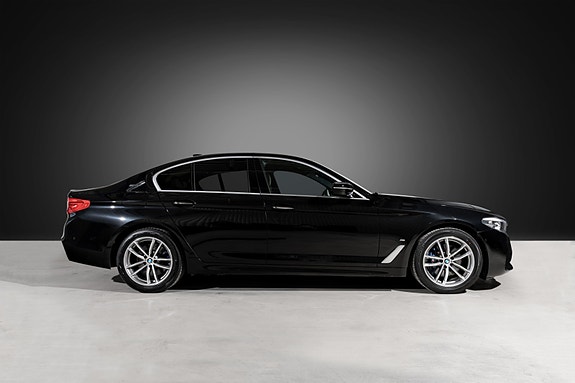 BMW 5-Serie 9 of 30