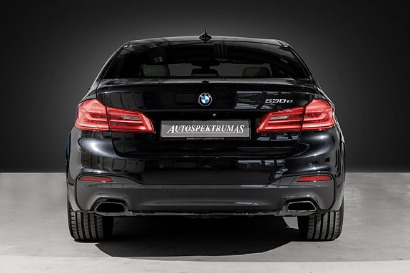 BMW 5-Serie 7 of 30