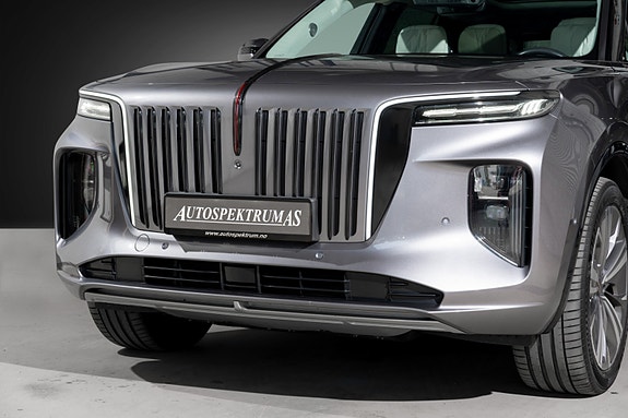 Hongqi E-HS9 2 of 5